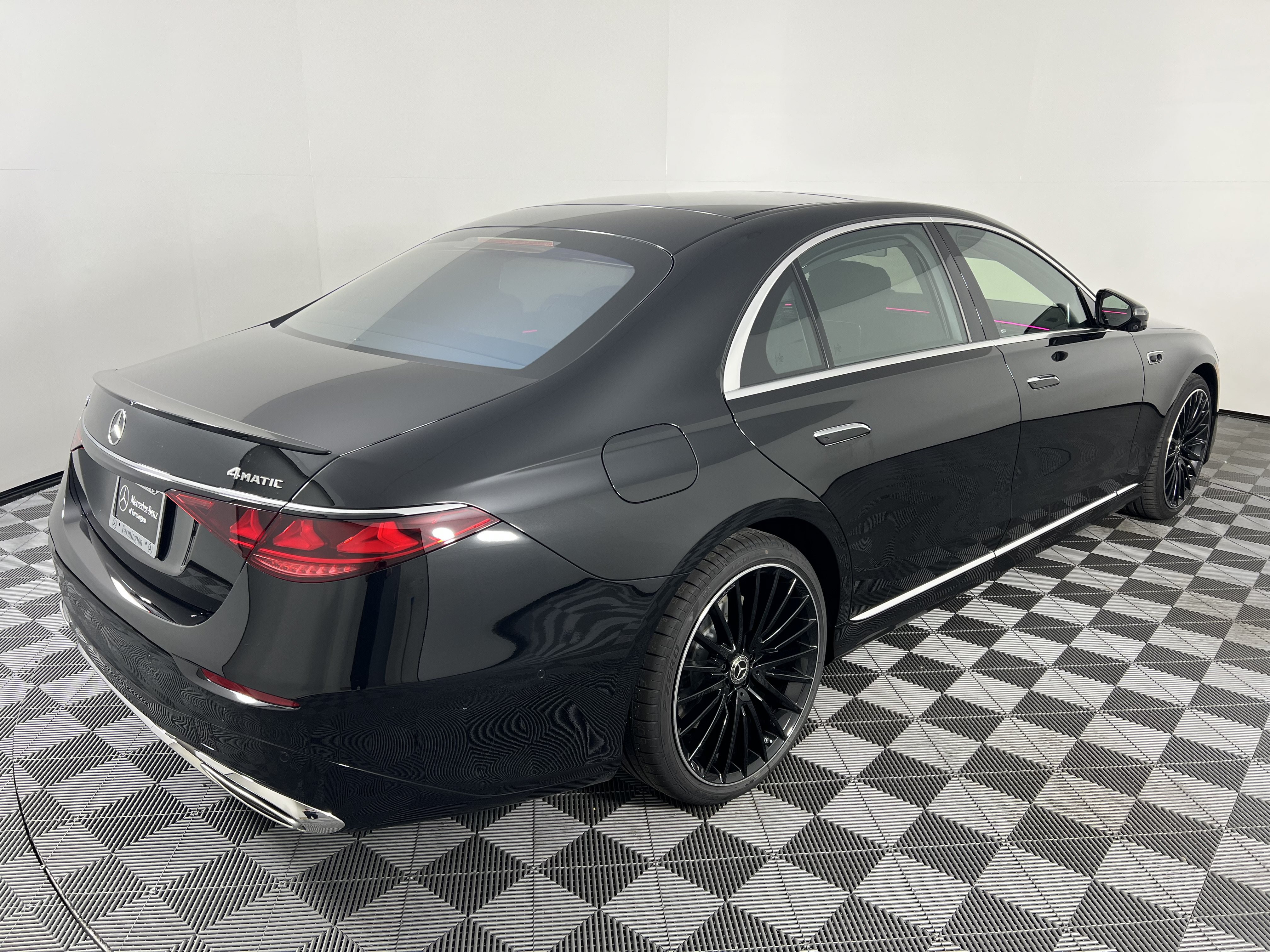 New 2027 Mercedes-Benz S 580 4MATIC Sedan image 13