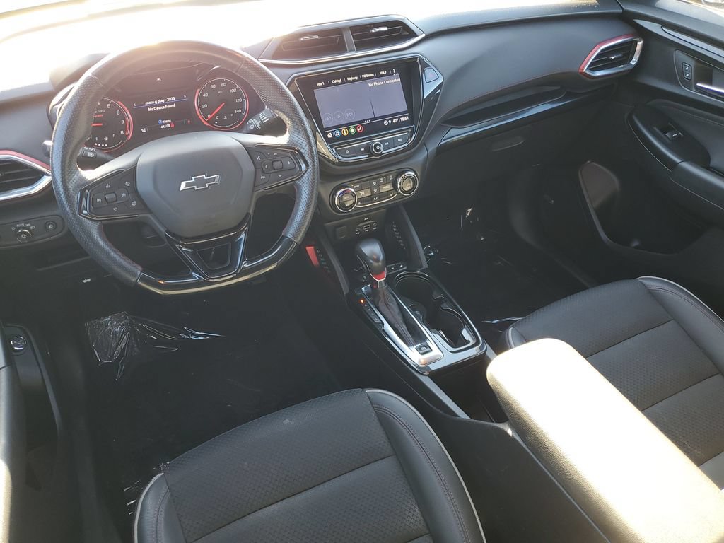 Used 2022 Chevrolet TrailBlazer RS w/ Sun and Liftgate Package FWD image 24