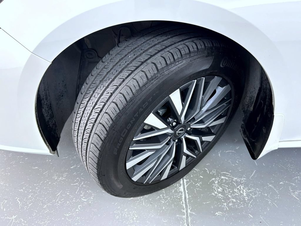 Used 2024 Nissan Altima 2.5 SV AWD/4WD image 24