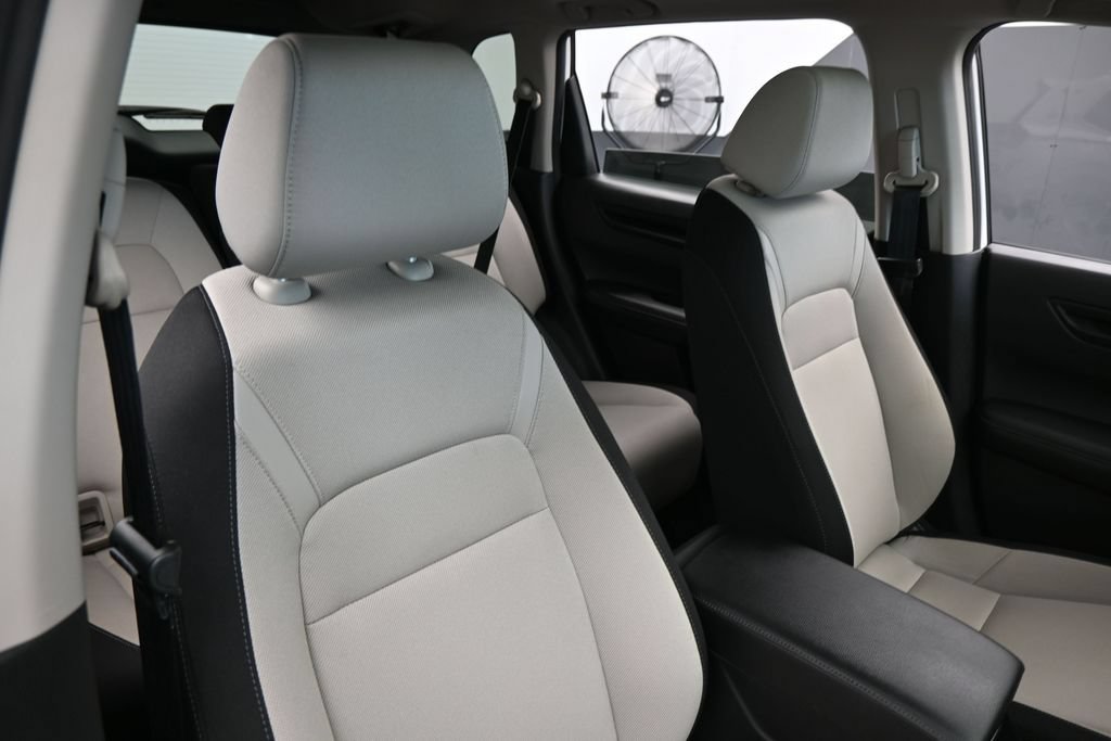 Used 2024 Honda CR-V EX image 40