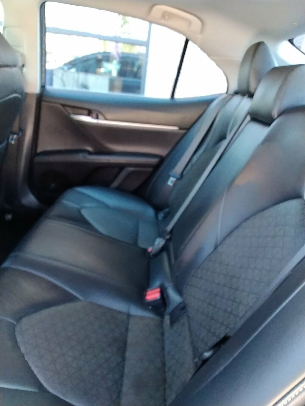 Used 2019 Toyota Camry XSE FWD image 9
