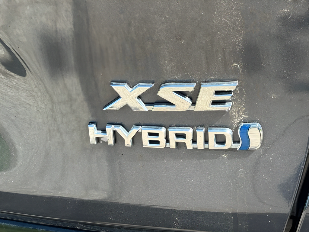 Used 2021 Toyota RAV4 XSE AWD/4WD image 13