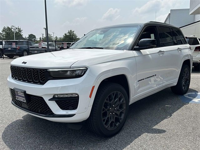 New 2025 Jeep Grand Cherokee Summit w/ Adv Protech Group IV image 6