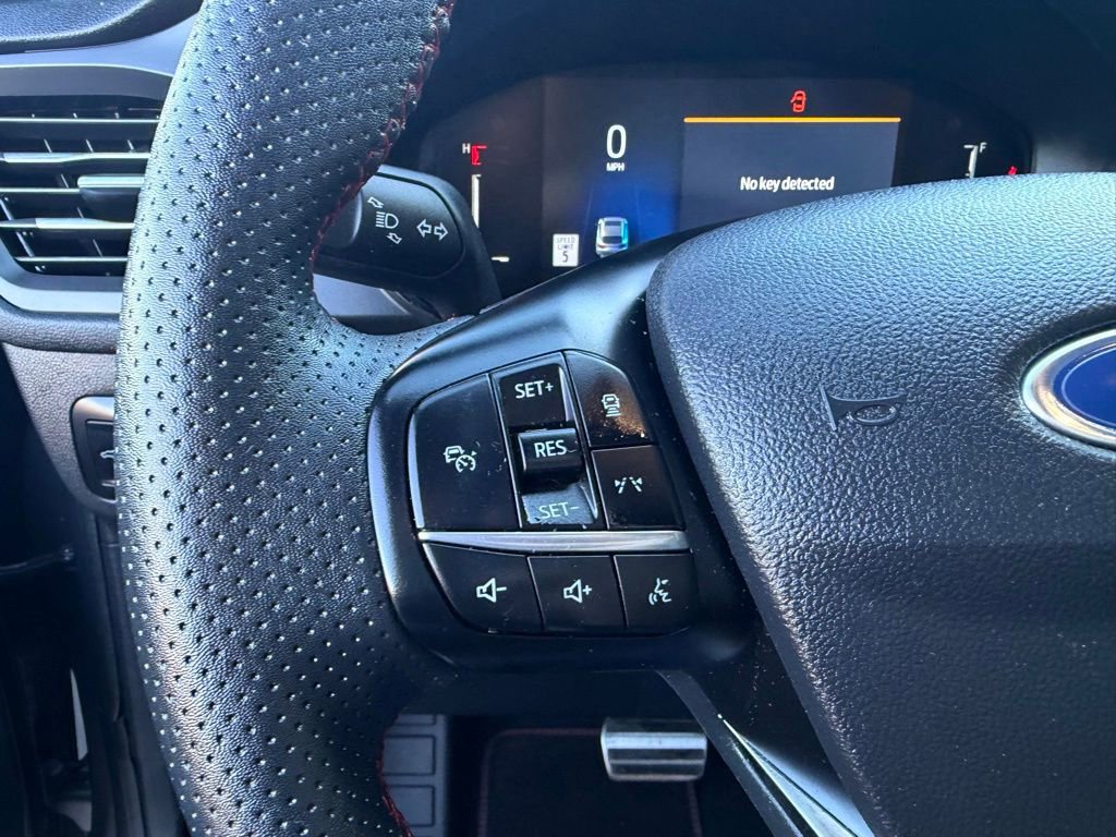 Used 2023 Ford Escape ST-Line w/ Tech Pack #1 image 30