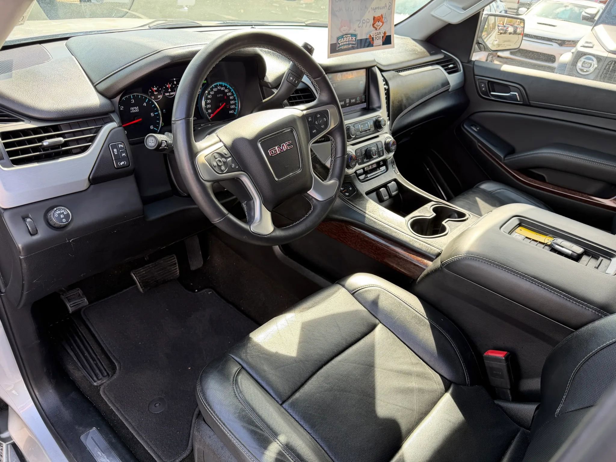 Used 2017 GMC Yukon SLT RWD image 6