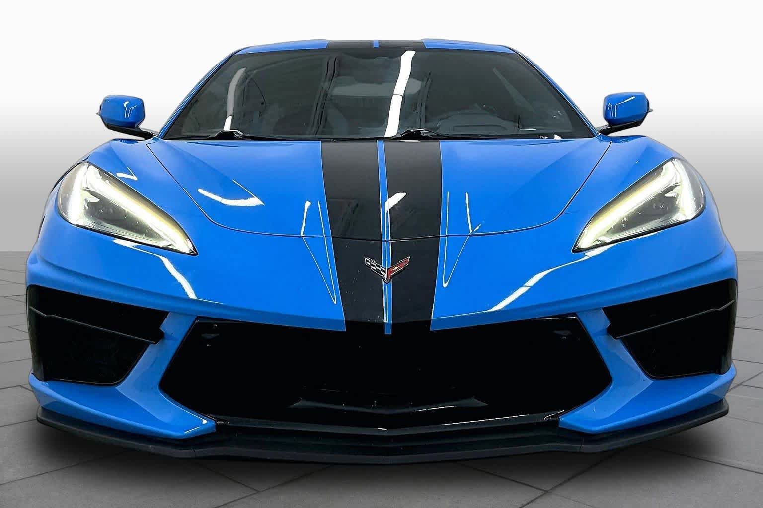 Used 2021 Chevrolet Corvette Stingray Preferred Cpe w/ Z51 Performance Package RWD image 4