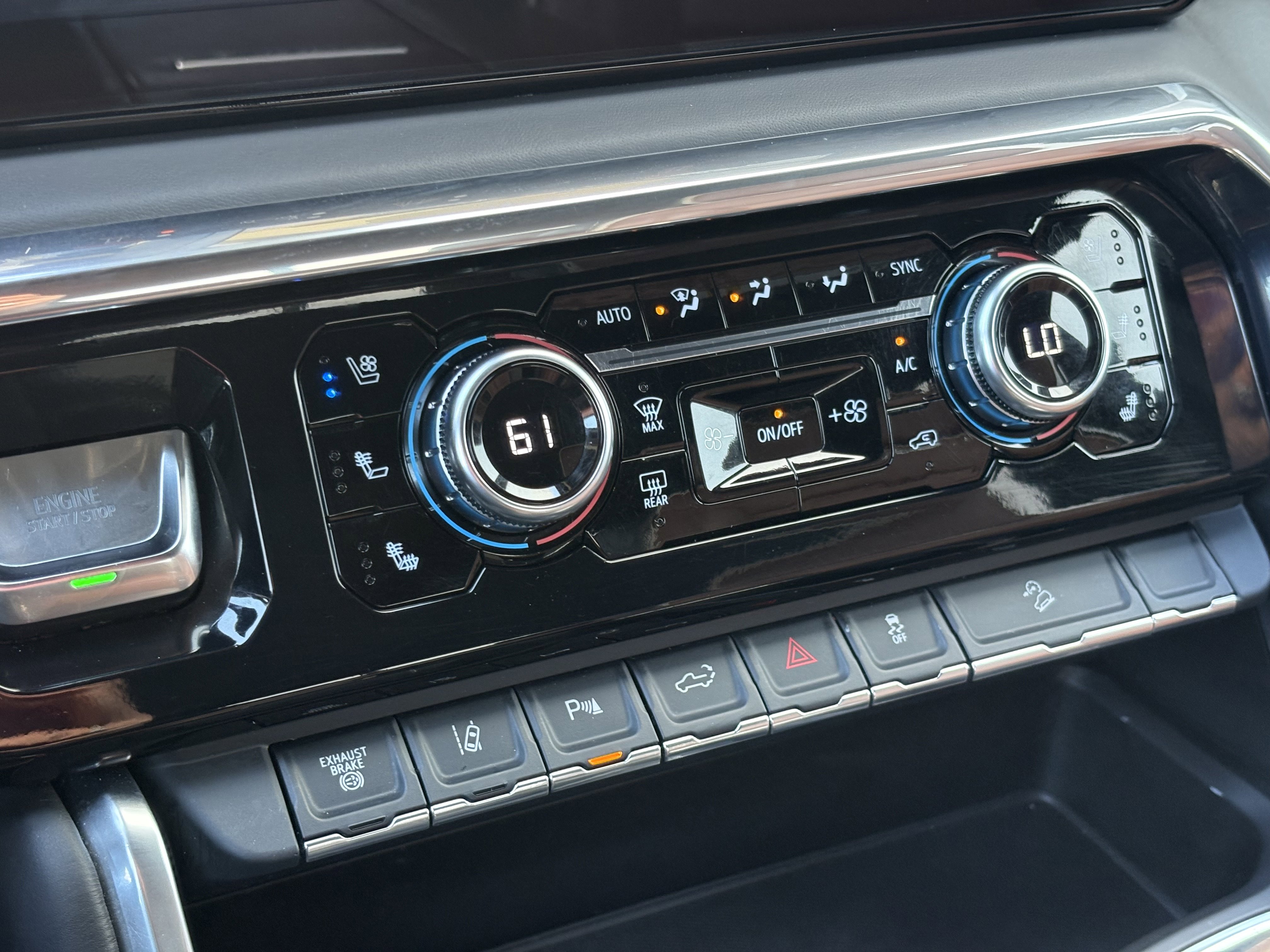 Used 2024 GMC Sierra 2500 Denali Ultimate w/ Max Trailering Package image 22