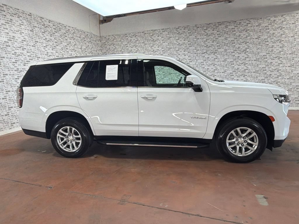 Used 2022 Chevrolet Tahoe LT w/ Luxury Package RWD image 8