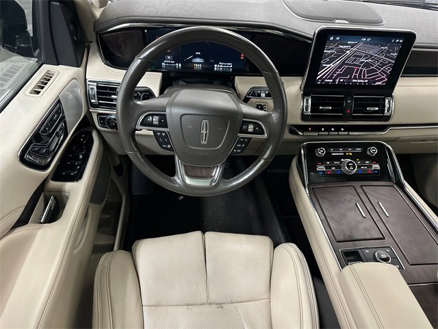 Used 2021 Lincoln Navigator Reserve w/ Luxury Package image 26