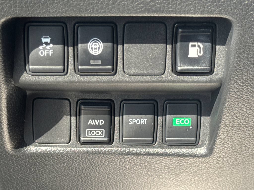 Used 2020 Nissan Rogue S AWD/4WD image 44