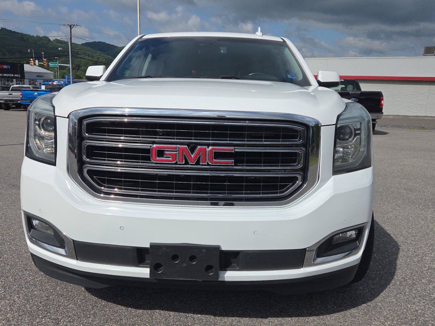 Used 2018 GMC Yukon SLT w/ Open Road Package AWD/4WD image 8
