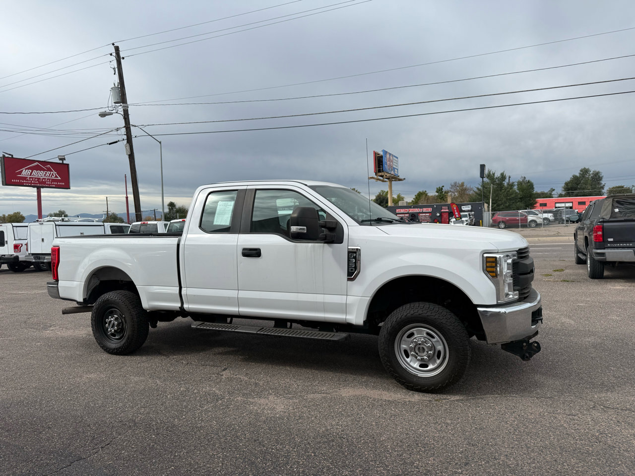 Used 2018 Ford F350 XL image 1