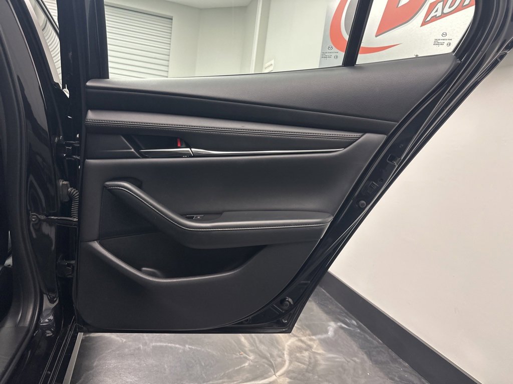Used 2024 MAZDA MAZDA3 s image 12
