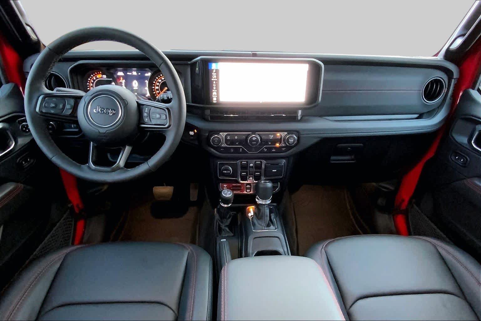 Used 2026 Jeep Wrangler Unlimited Rubicon AWD/4WD image 14
