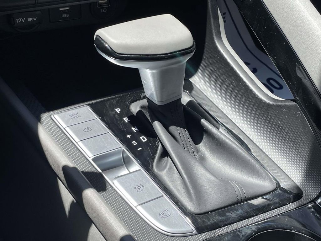 Certified 2023 Hyundai Elantra SEL w/ Convenience Package FWD image 28