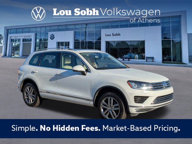 Used 2015 Volkswagen Touareg Sport AWD/4WD image 1