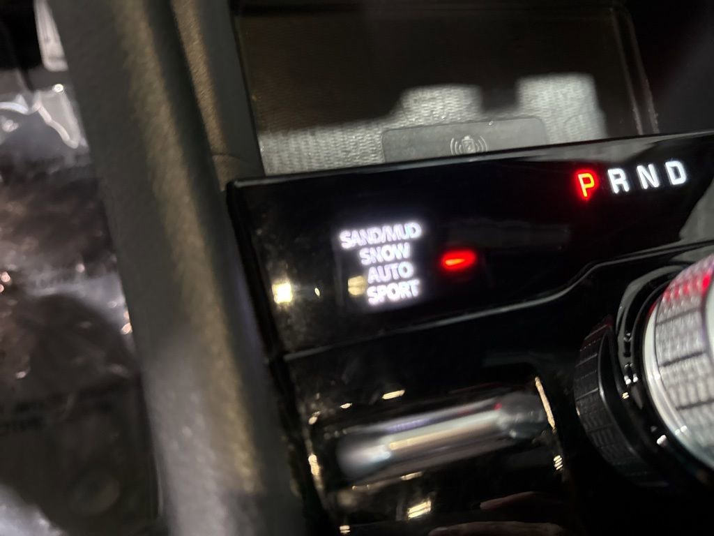 Used 2024 Jeep Grand Cherokee L Limited w/ Luxury Tech Group II image 32