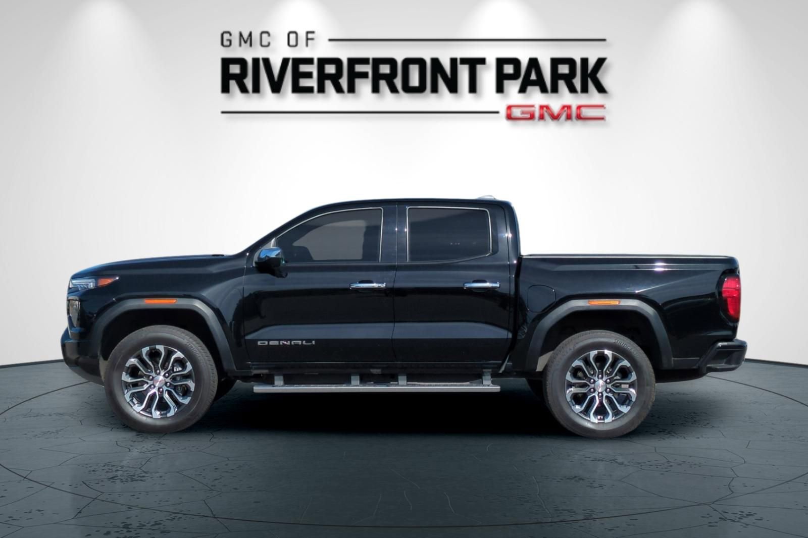 Used 2023 GMC Canyon Denali AWD/4WD image 6