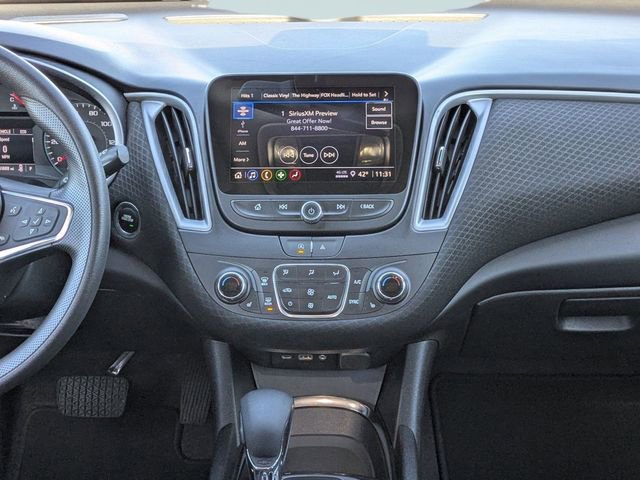 Used 2023 Chevrolet Malibu LT image 17