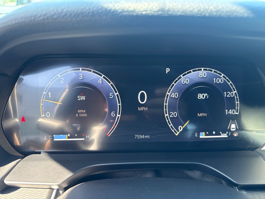 Certified 2025 Jeep Grand Cherokee Altitude AWD/4WD image 19