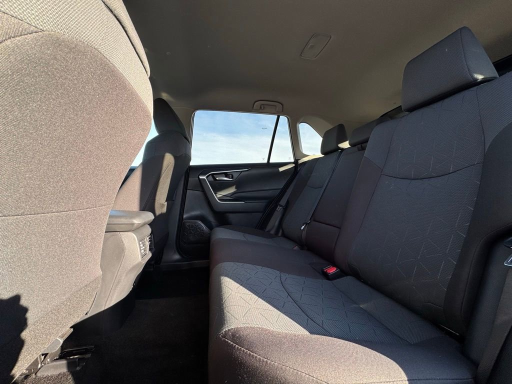 Used 2024 Toyota RAV4 XLE image 20