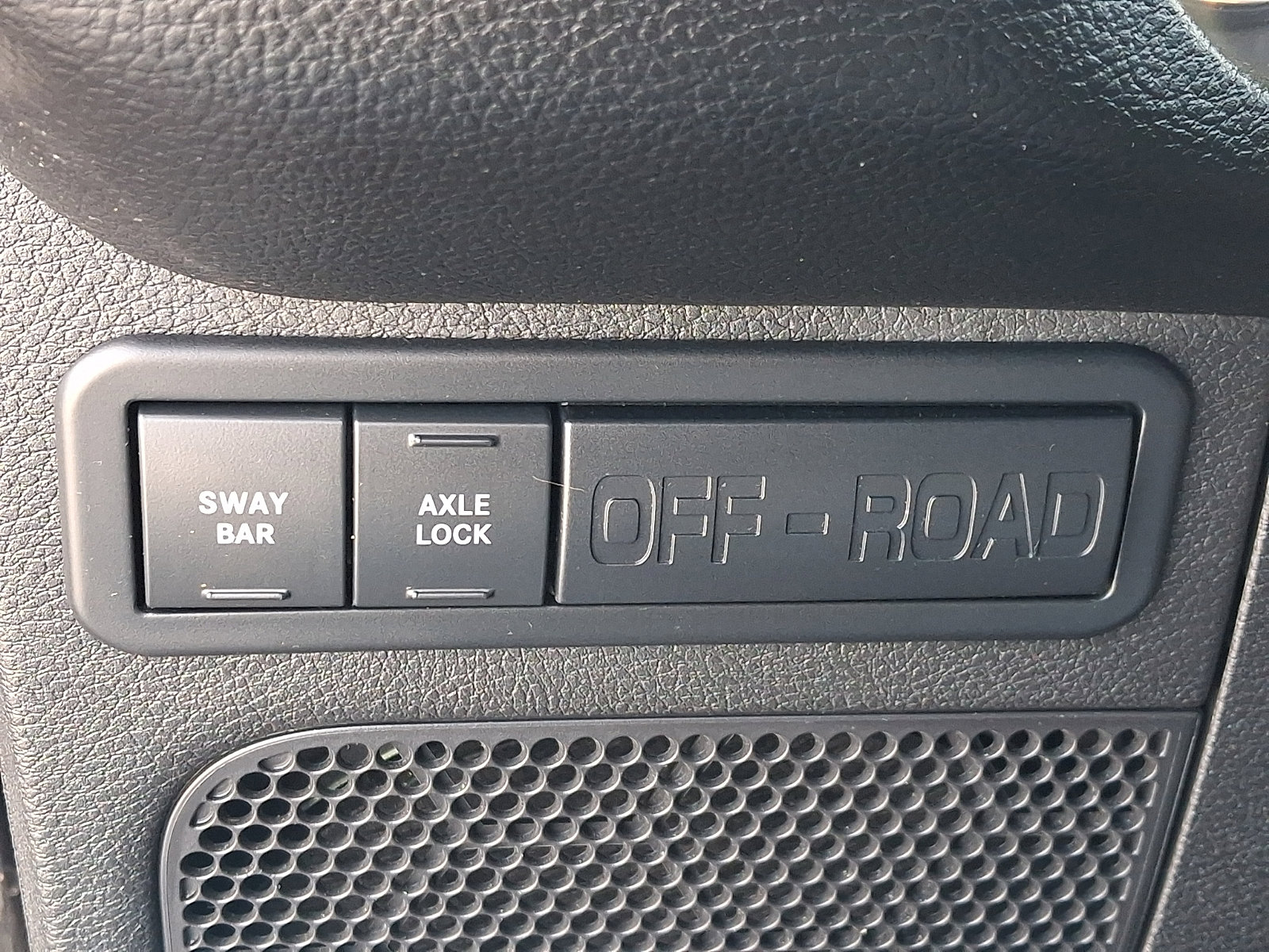 Used 2013 Jeep Wrangler Rubicon w/ PWR Convenience Group AWD/4WD image 21