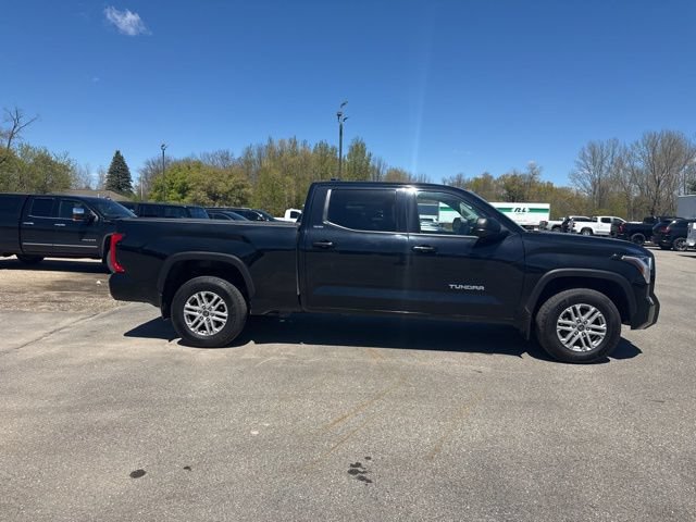 Used 2022 Toyota Tundra SR5 AWD/4WD image 3