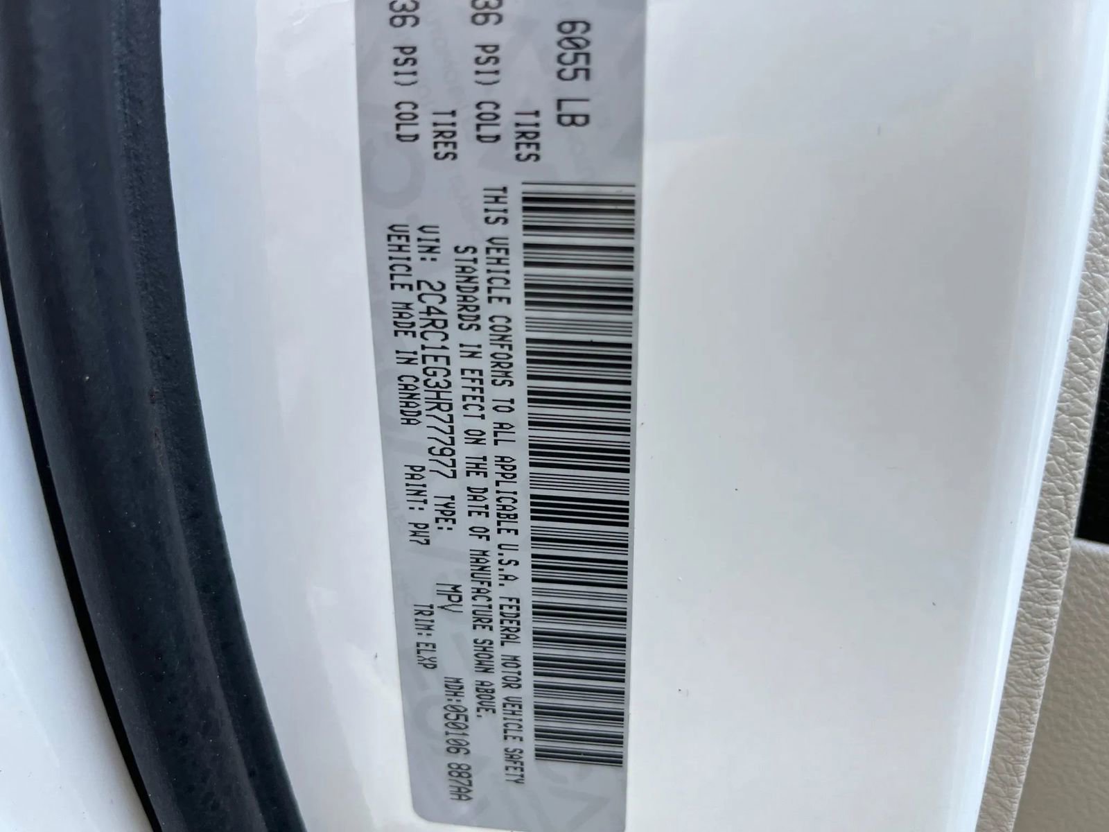 Used 2017 Chrysler Pacifica Touring-L Plus w/ Advanced Safetytec Group image 24