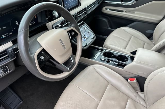 Used 2022 Lincoln Corsair Reserve w/ Equipment Group 201A image 4