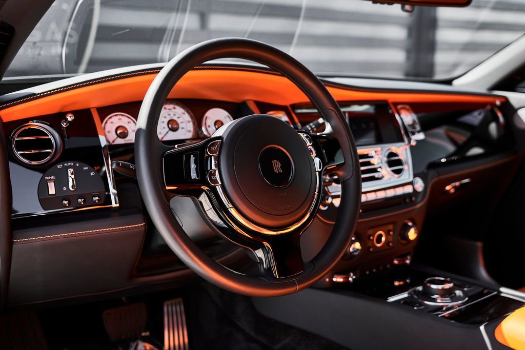 Used 2020 Rolls-Royce Wraith RWD image 34