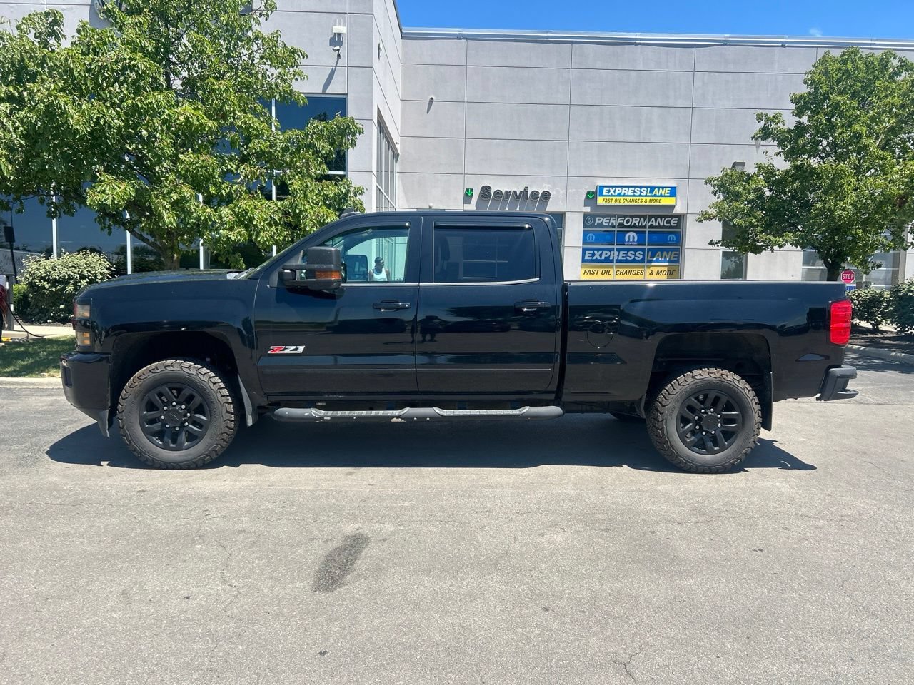 Used 2019 Chevrolet Silverado 2500 LTZ w/ Duramax Plus Package AWD/4WD image 6
