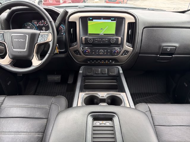 Used 2017 GMC Sierra 3500 Denali w/ Duramax Plus Package AWD/4WD image 9