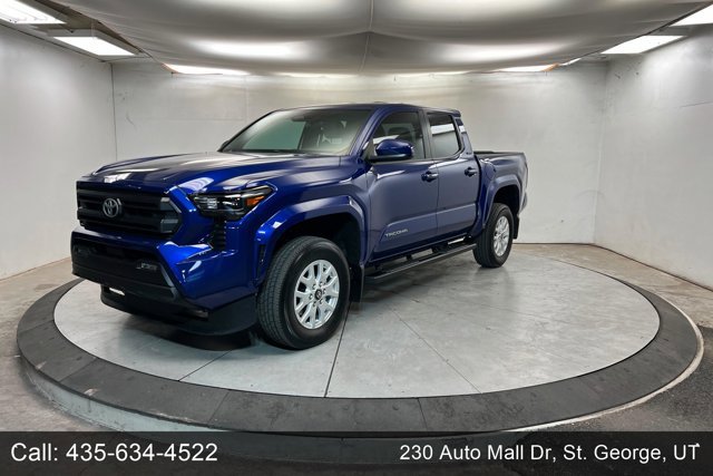 Used 2025 Toyota Tacoma SR5 image 1