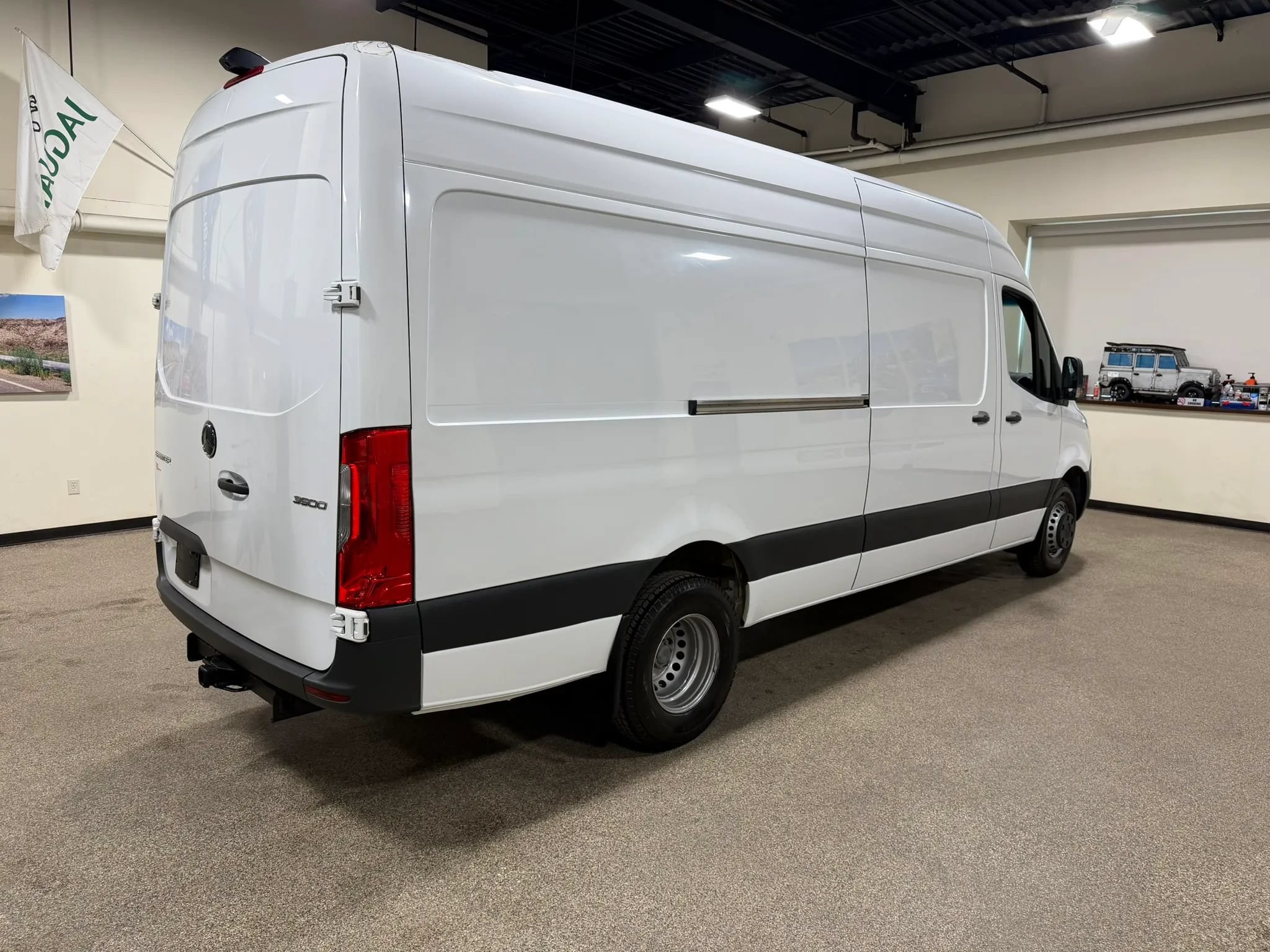 Used 2021 Mercedes-Benz Sprinter 3500 image 8