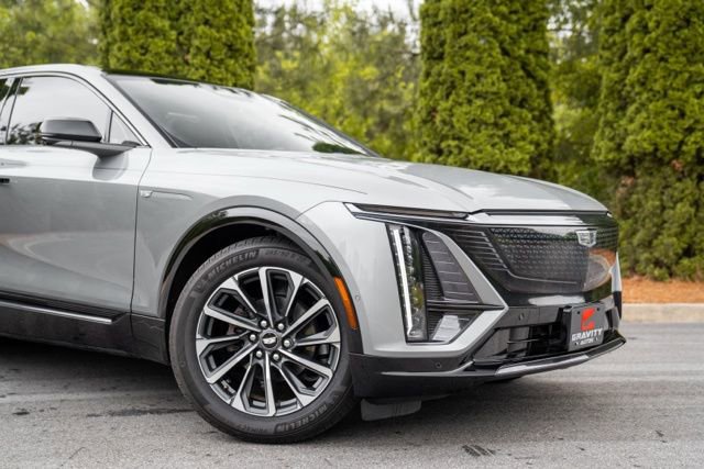 Used 2024 Cadillac Lyriq Sport w/ LPO, Floor Liner Package RWD image 7