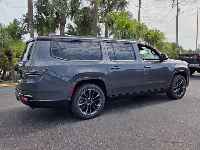 New 2025 Jeep Grand Wagoneer L Series II Obsidian w/ Quick Order Packagew 28T AWD/4WD image 7