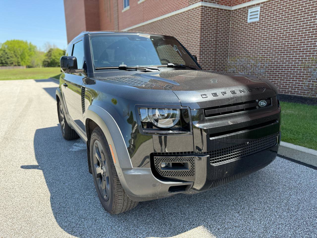 Used 2023 Land Rover Defender 90 S AWD/4WD image 22