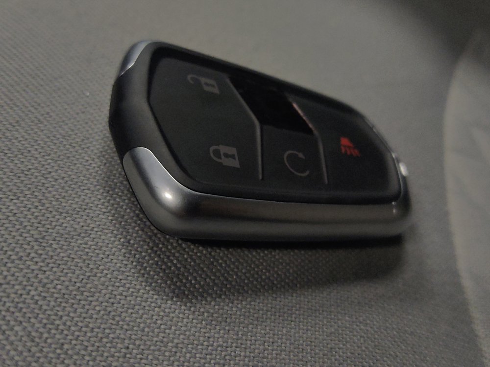 Used 2018 Chevrolet Equinox LT FWD image 32