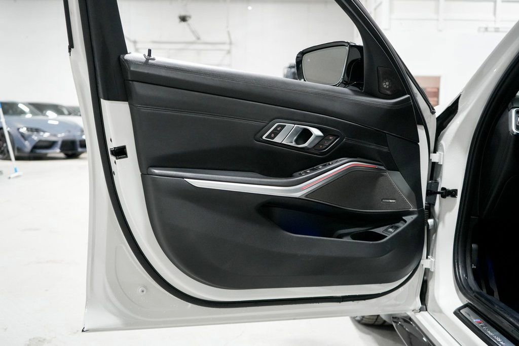 Used 2022 BMW M3 Competition w/ Executive Package image 30