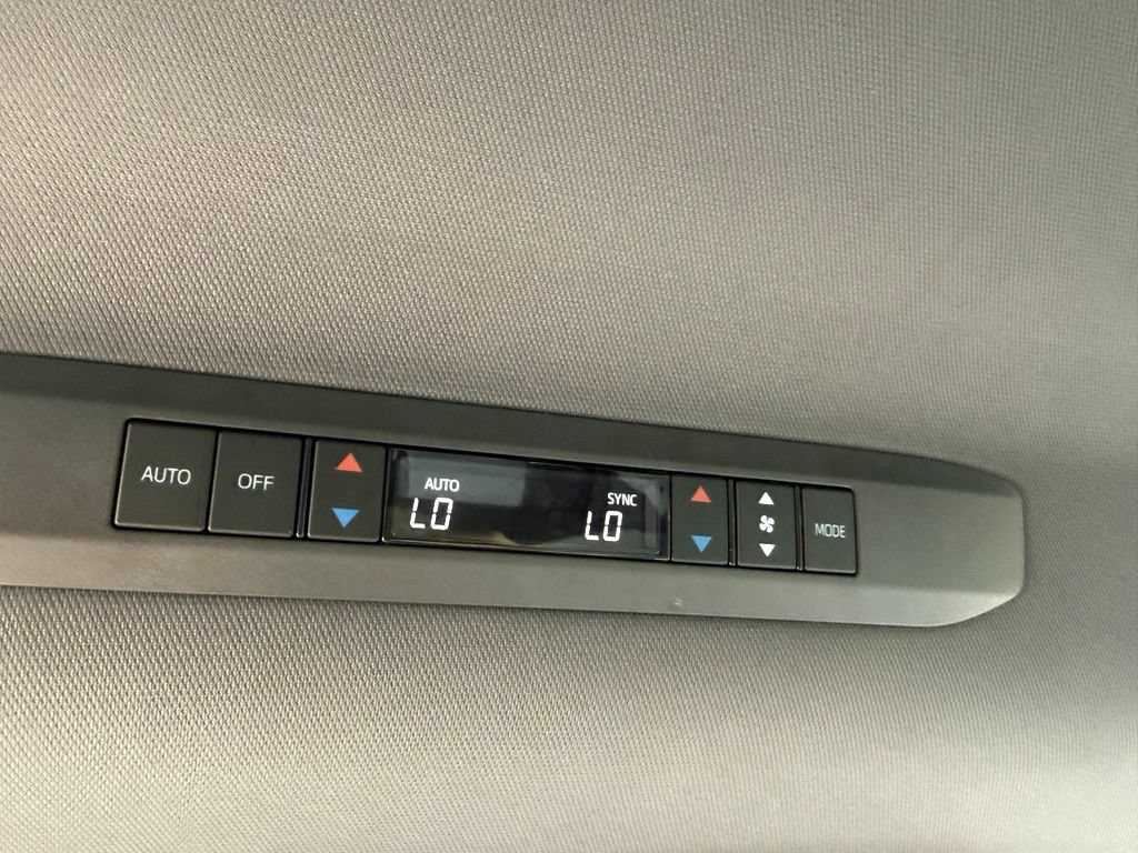 Used 2022 Toyota Sienna XSE w/ XSE Plus Package AWD/4WD image 42
