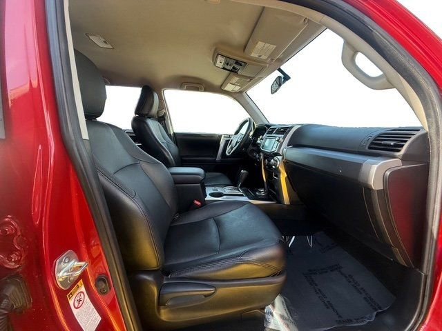 Used 2017 Toyota 4Runner SR5 image 11