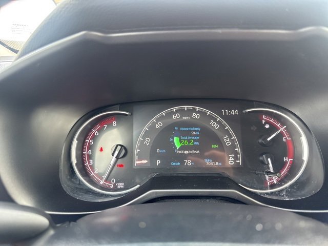 Used 2025 Toyota RAV4 XLE image 12