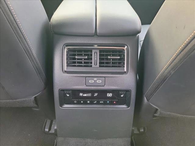 Used 2024 MAZDA CX-90 3.3 Turbo w/ Premium Plus Pkg image 18