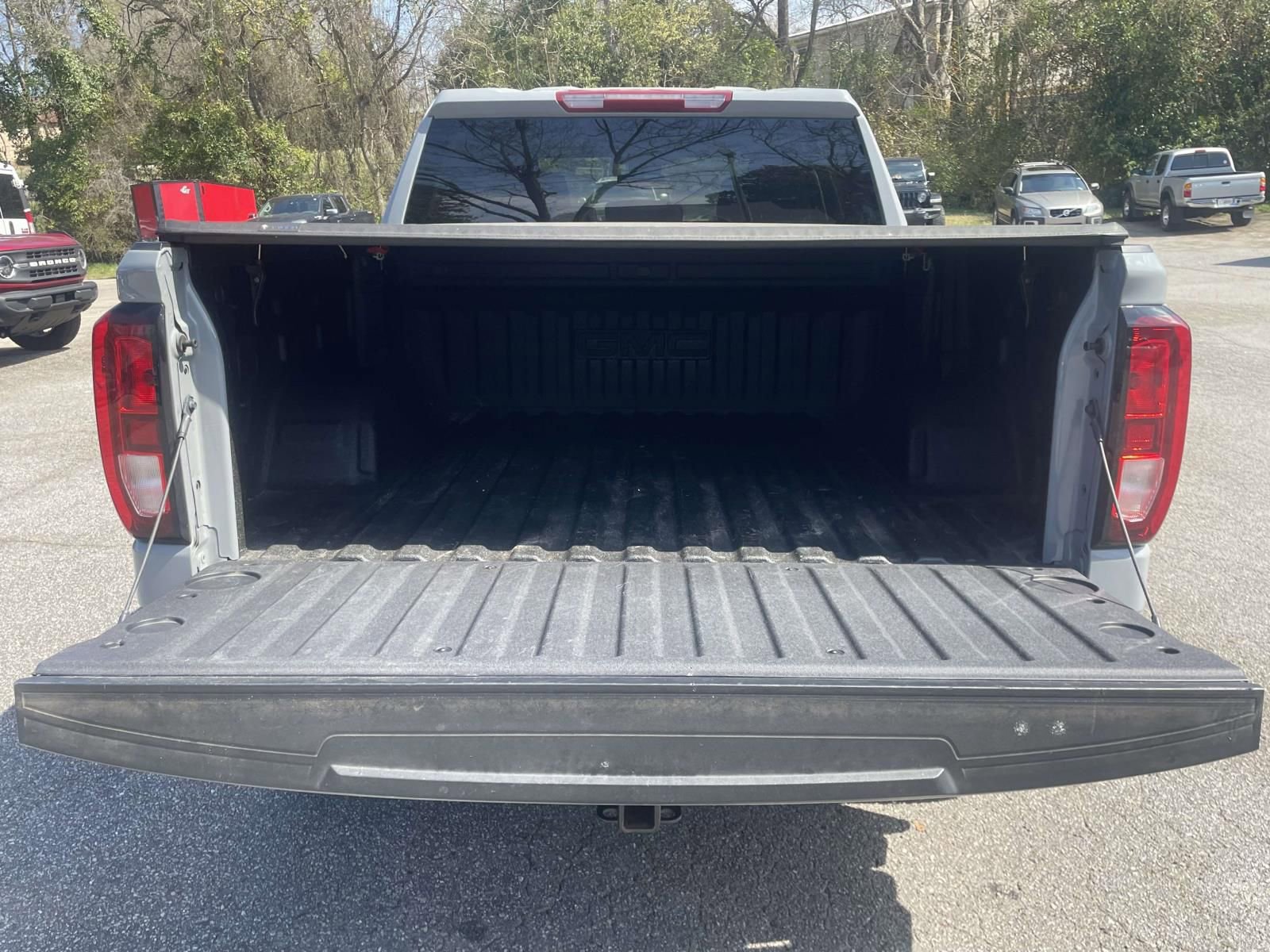 Used 2024 GMC Sierra 1500 Elevation image 7