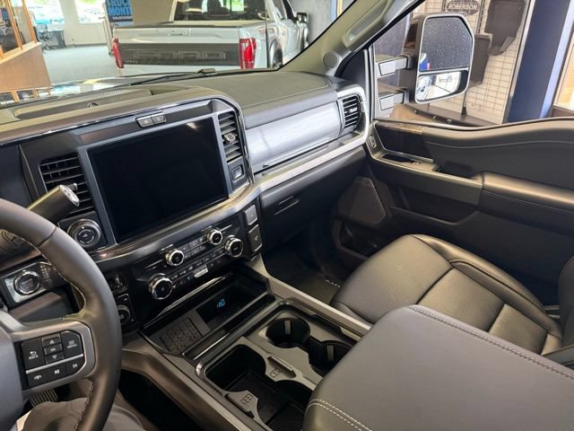 New 2026 Ford F250 Lariat w/ Black Appearance Package AWD/4WD image 22