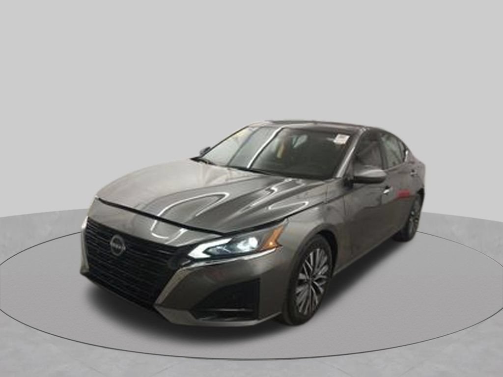 Used 2023 Nissan Altima 2.5 SV FWD image 38