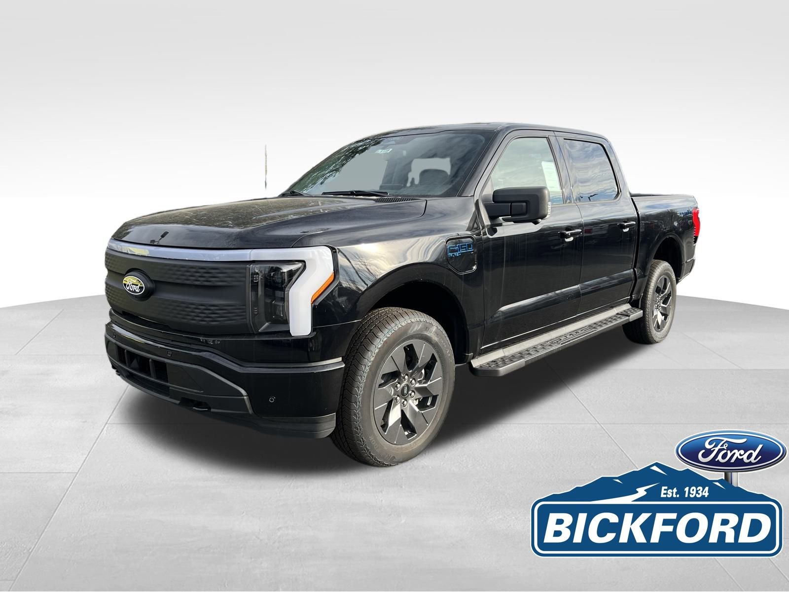 New 2025 Ford F150 Lightning Flash AWD/4WD image 1