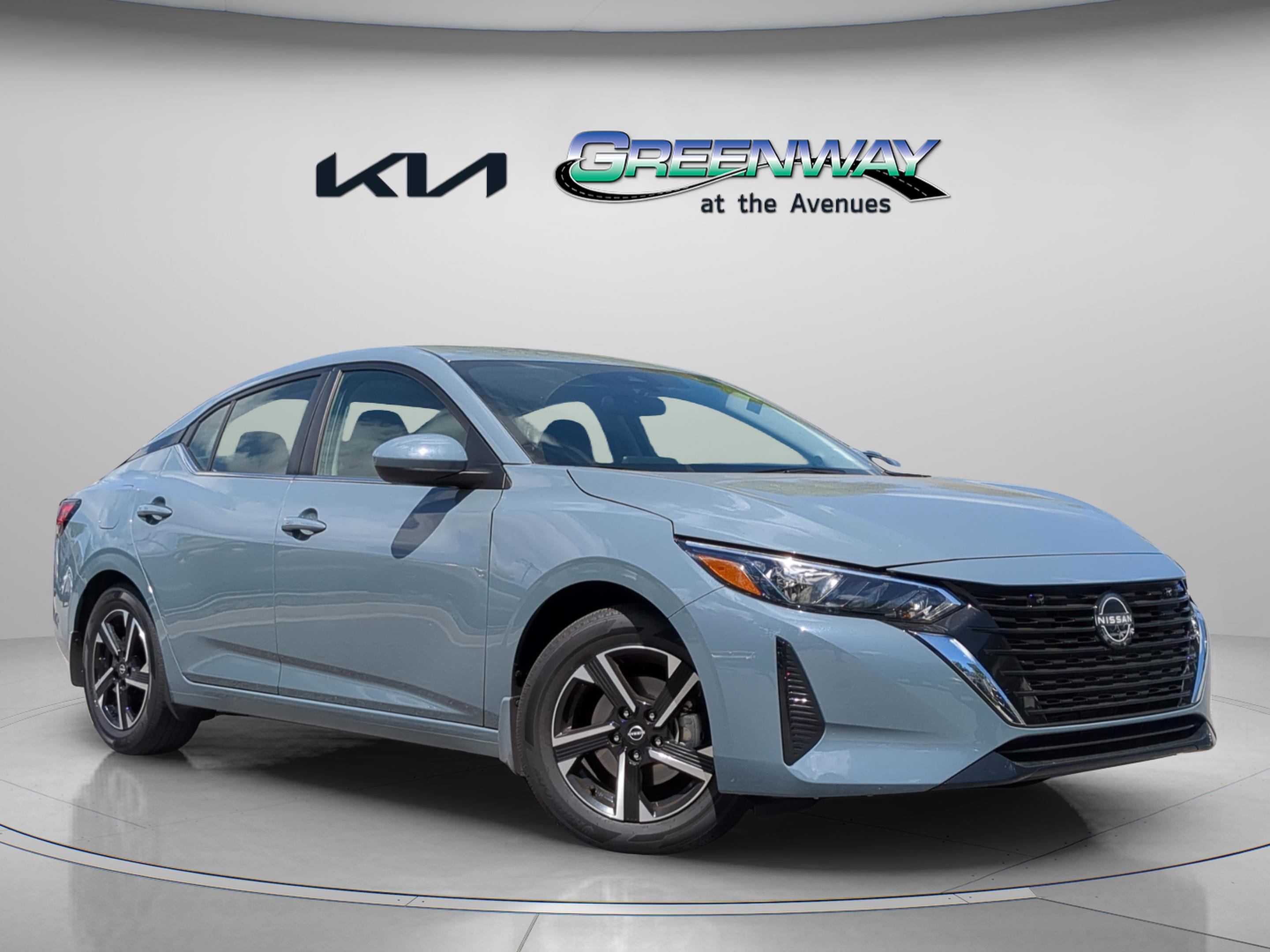 Used 2024 Nissan Sentra SV image 1