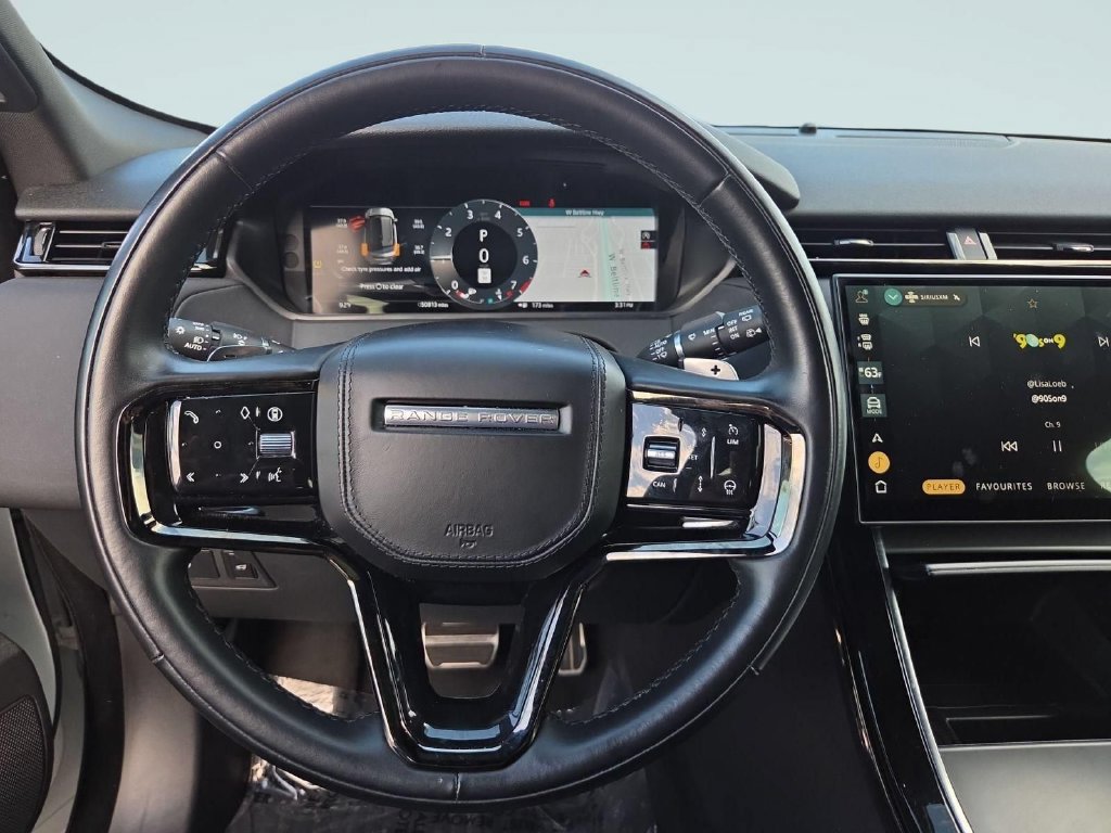 Used 2025 Land Rover Range Rover Velar Dynamic SE AWD/4WD image 18