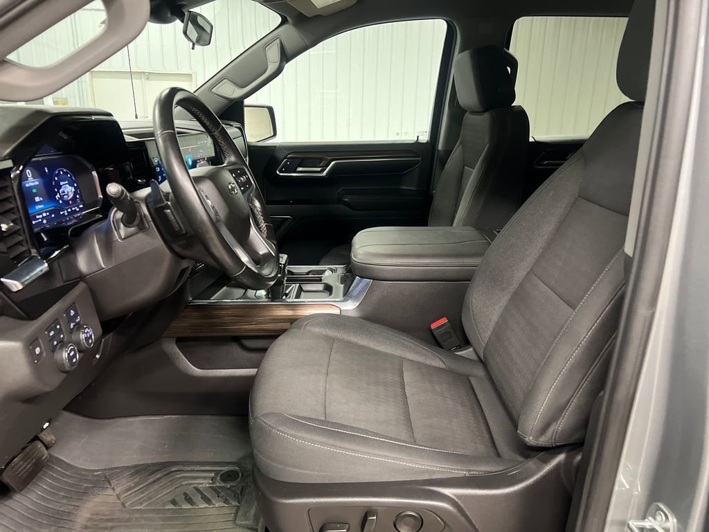 Certified 2024 Chevrolet Silverado 1500 LT Trail Boss w/ Convenience Package II AWD/4WD image 13